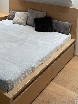 Nábytek série MALM, postel 160x200, komody - 4