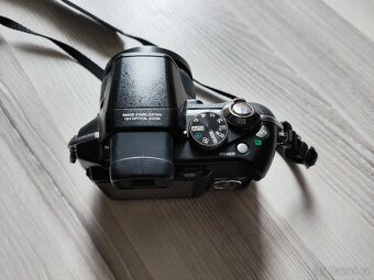 Zrcadlovka Olympus SP-560UZ - 4