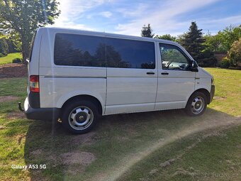 Vw t5 transporter 2l 75kw,8 míst. - 4