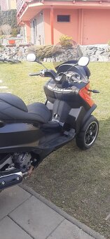 Piaggio MP3 500 - 4