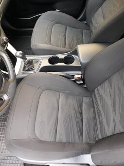 Pronájem Kia Ceed Kombi 2017r.v 3500 Kč/tyden na Bolt, Uber - 4