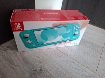 Nintendo Switch Lite - 4