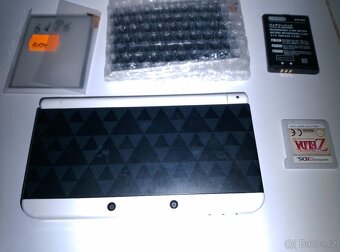 3DS New EU + nahrádní díly.. - 4