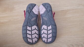 Sandálky Keen vel. 34 - 4