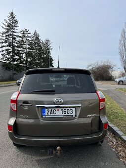 Toyota Rav 4 - 4