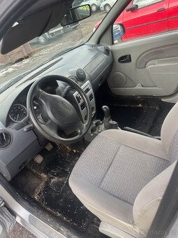 Dacia Logan č. 22221 - 4