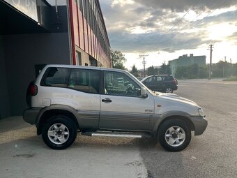 Nissan Terrano 3.0D 113kW 4x4 = kWh Bez korozie = - 4