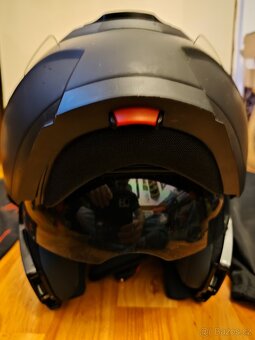 M odklápěcí černá helma Crivit málo používaná - 4