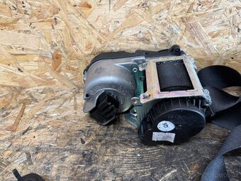 PŘEDNÍ PÁSY MERCEDES W164 - 4