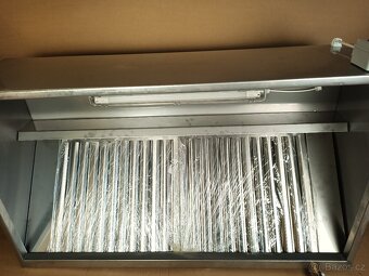 Nová gastronomická digestoř 120x70x36 - 4