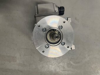 třífázový elektromotor - 4