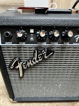 Kombo Fender Frontman - 4