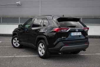 Toyota RAV4 2.5 Hybrid AWD BUSINESS EDITION - 4