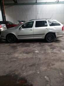 Octavia kombi 2 1.9 tdi 77kw 5q - 4