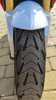 BMW F900R - 4