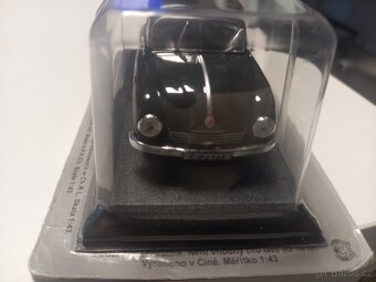 TATRA 600 - 4