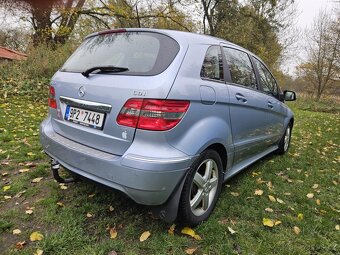 Mercedes-Benz B - 4