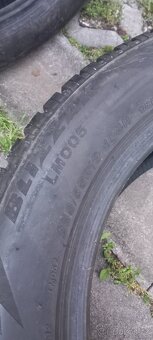 Pneu 235x55 R18 - 4