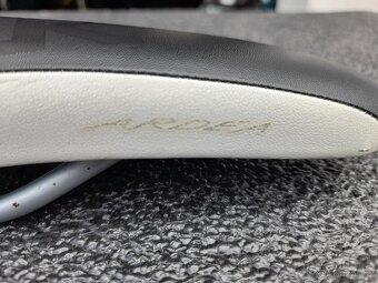Sedlo FIZIK - 4