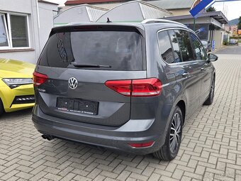 VW Touran TSi DSG HIGHLINE FullLED 7 Míst KAMERA TAŽNÉ - 4
