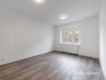 Pronájem bytu 3+kk, Nad přívozem, Braník, 28 400 Kč/měs, 83 - 4