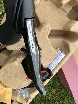 Sram Force D2 eTAP AXS páky+třmeny - nove - 4