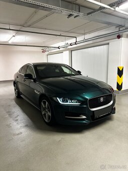 Jaguar XE 2.0D AWD R-SPORT - 4