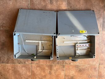 Hliníková elektroinstalační krabice - 4