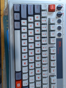 8BitDo Retro Mechanical Keyboard N Edition - 4