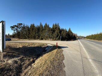 PARKOVIŠTĚproKARAVANING 300metrů od D1 EXIT119 VelkýBeranov - 4