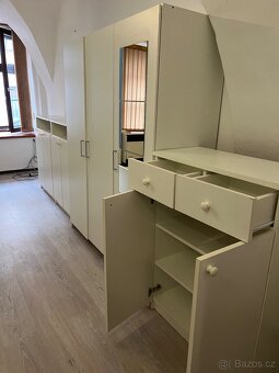 skříně a další nábytek a vybavení - 4
