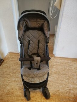 Sportovní kočárek - 4