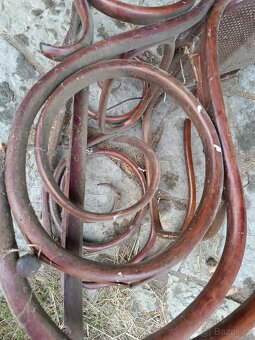 Houpací křeslo Thonet - 4