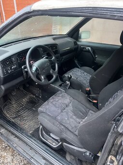 Prodám Volkswagen golf cabrio 1.6 - 4