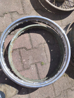 Ráfky , kola , bubny , štíty - 4