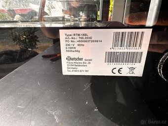 Prosklená chladicí vitrína 160l - 4
