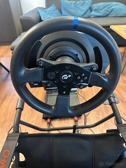 Volant Thrustmaster T300 RS a 3-pedály + PLAYSEAT ActiFit - 4