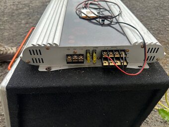 Subwoofer + zesilovac - 4