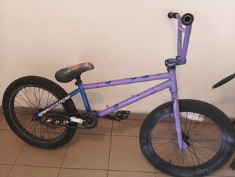 Prodám kolo bmx cena dohodou - 4