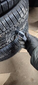 225/60 R17 99V Yokohama Geolandar G95 - 4