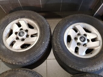 Hyundai Terracan alu 16 + pneu 255/65/16. - 4