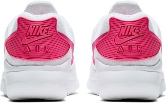 Bílo-růžové tenisky Nike AIR MAX OKETO (vel. UK 6/ 25,5 cm)) - 4