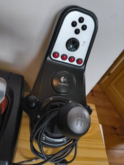 Logitech G27 - 4