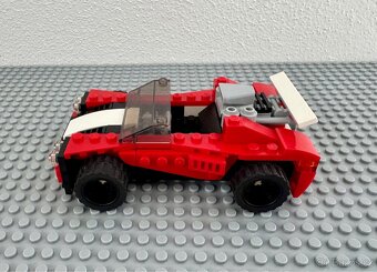 LEGO Creator 3v1 - 31100 - Závodní auto - 4