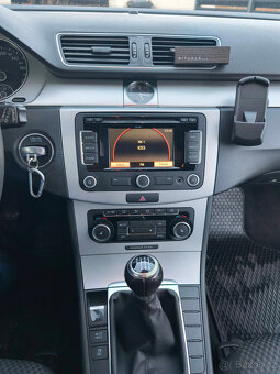 Volkswagen Passat B7 TOP Stav - 4