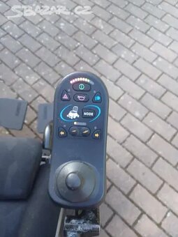 Elektrický invalidní vozík - 4