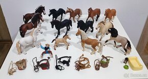 Schleich koně a příslušenství. - 4