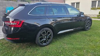Škoda Superb KOMBI STYLE 3 2.0 TDI,2019,NAVI,BIXEN,VIRTUAL - 4