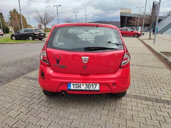 Dacia Sandero - 4