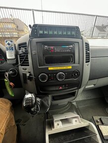 Merdeces Sprinter 3.0D 319 sanitka nebo obytňák - nová cena - 4